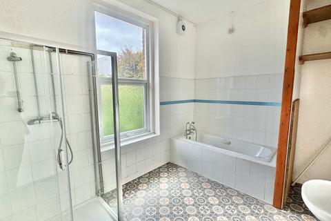 2 bedroom apartment for sale, Shorncliffe Road, Kent CT20