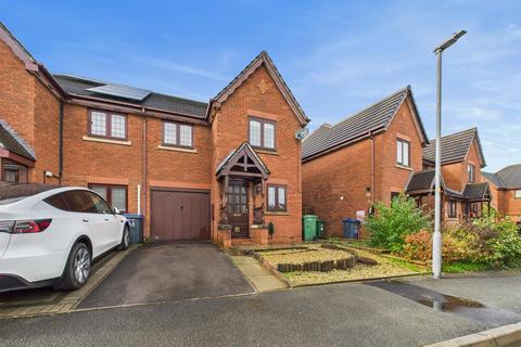 3 bedroom semi-detached house for sale, Balmoral Close, Chippenham SN14