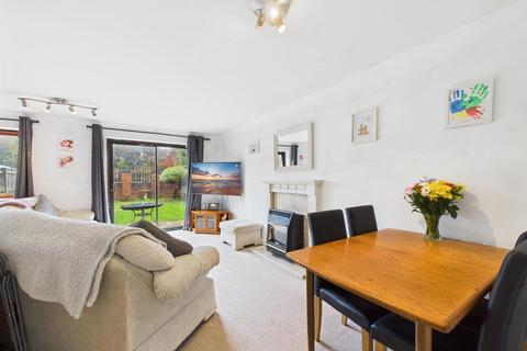 undefined, Balmoral Close, Chippenham SN14