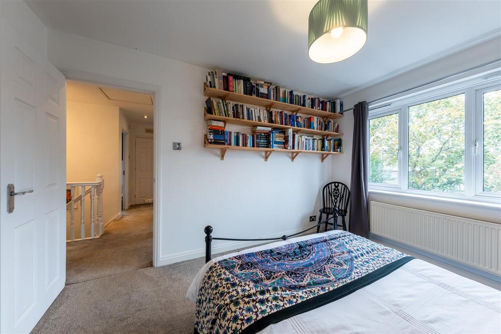 32 Waystead Close-035.jpg