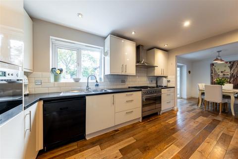 4 bedroom detached house for sale, Waystead Close, Kingsmead, Northwich CW9