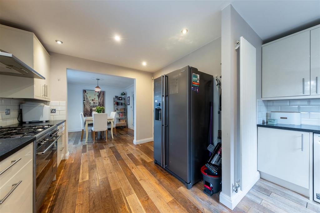 32 Waystead Close-004.jpg
