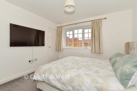 undefined, Marjoram Avenue, Cranleigh GU6