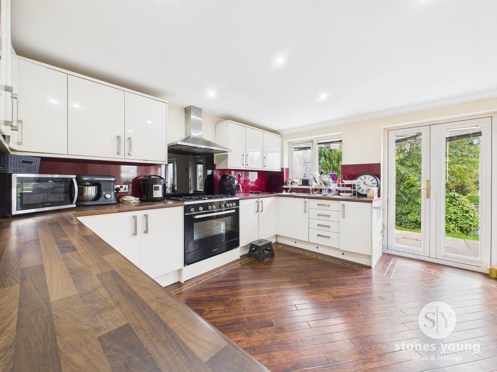 Kitchen / Diner