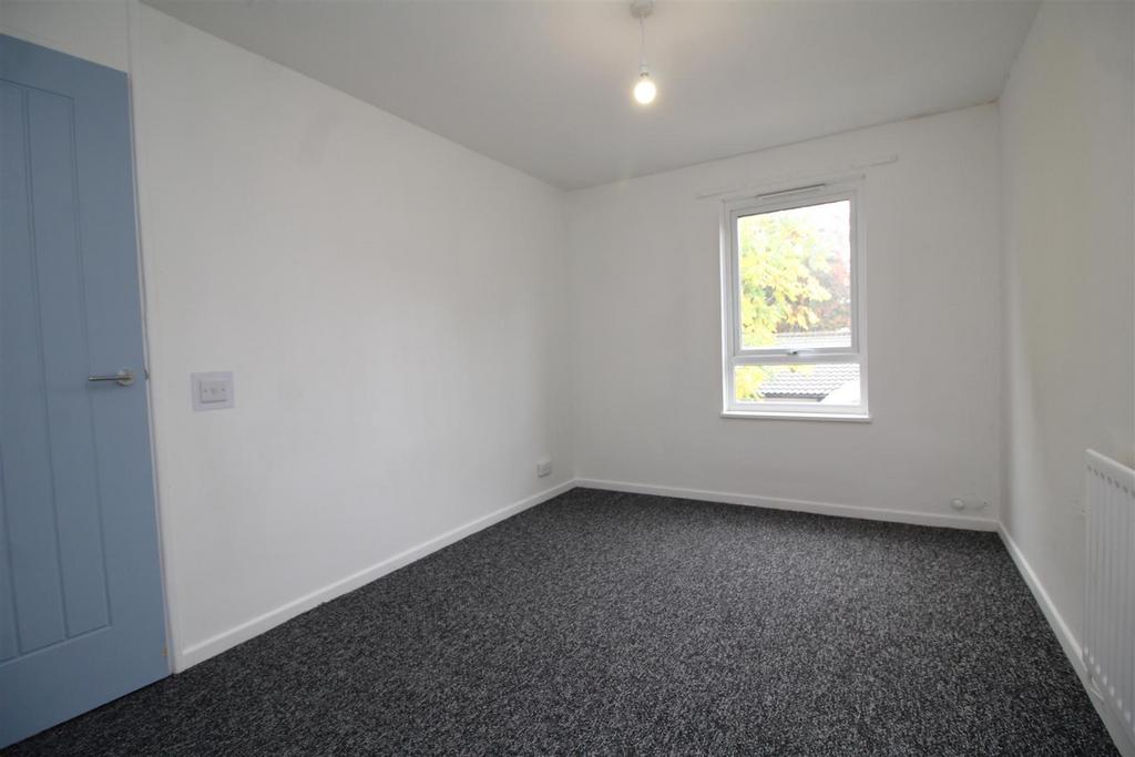 Bedroom 2 .JPG