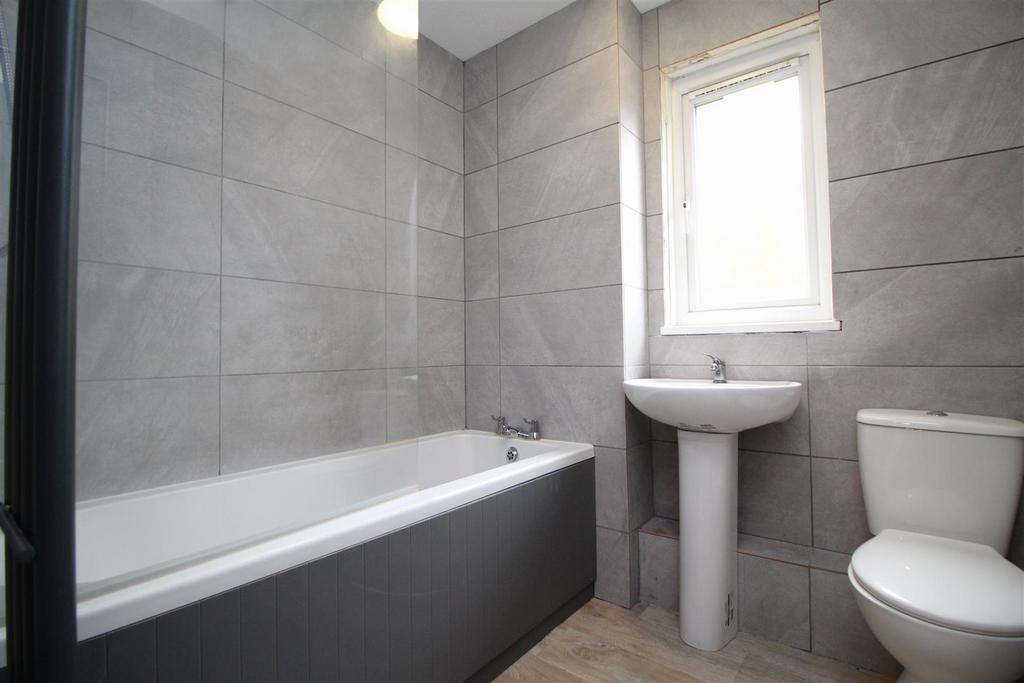 Bathroom.JPG