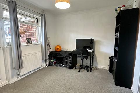 2 bedroom terraced house for sale, Grange Road, Northampton NN3