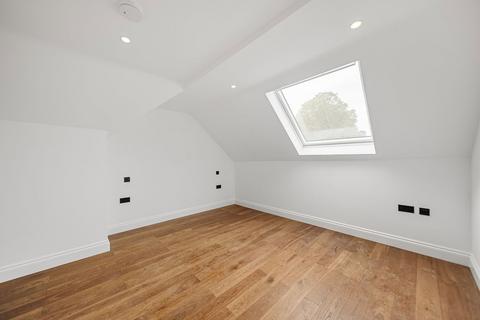 3 bedroom semi-detached house for sale, Aldon Lane, West Malling ME19