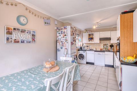4 bedroom semi-detached house for sale, Martley Road, Lower Broadheath, WR2