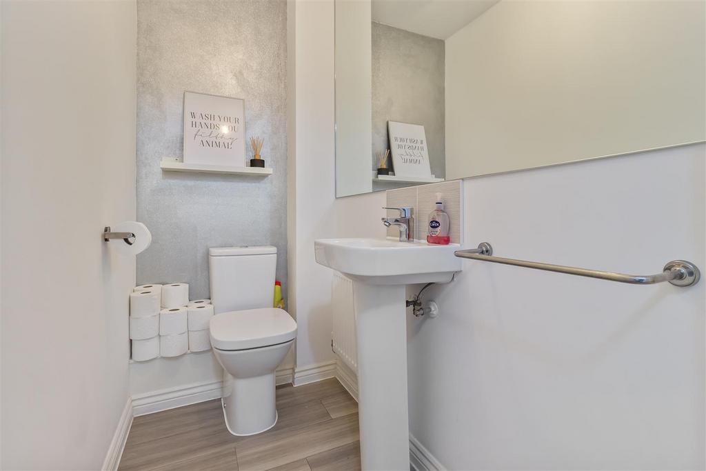 8 Bellflower close-004.jpg