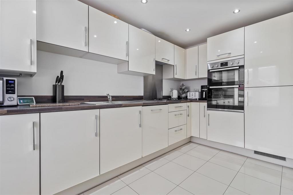 8 Bellflower close-006.jpg