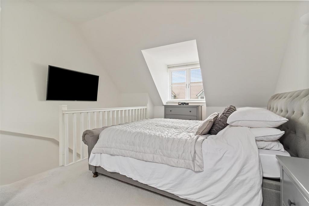 8 Bellflower close-012.jpg