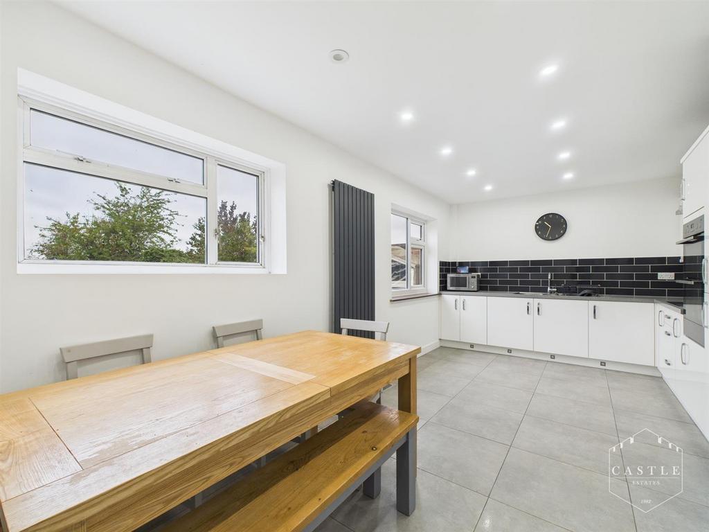 Breakfast kitchen