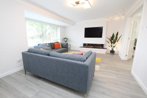 4 bedroom detached house for sale, Lincoln Close , Eastbourne  BN20