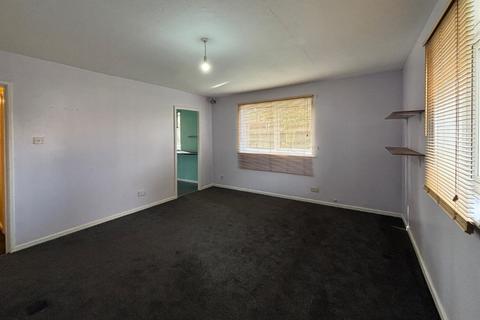 undefined, Flat 8, 110 Benhill Road, Sutton, Surrey, SM1 3RS