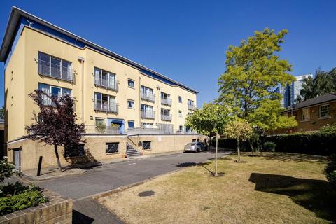 Premiere Place, London E14