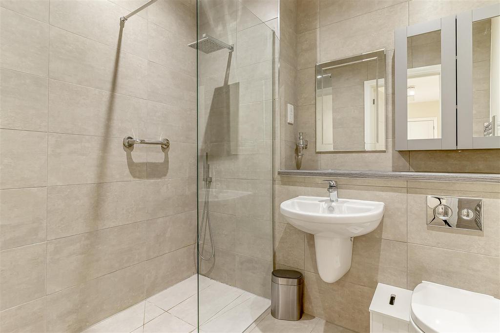 Shower Room.jpg