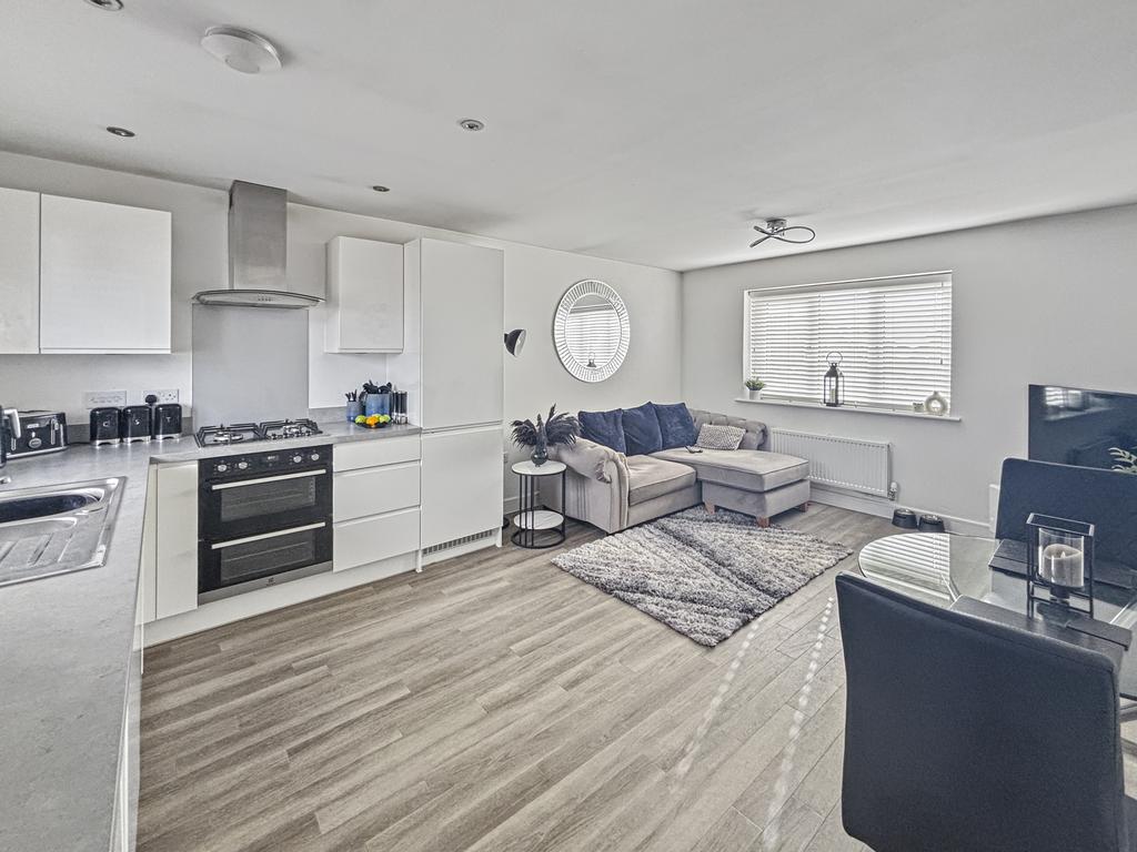 Kitchen/ Living Room