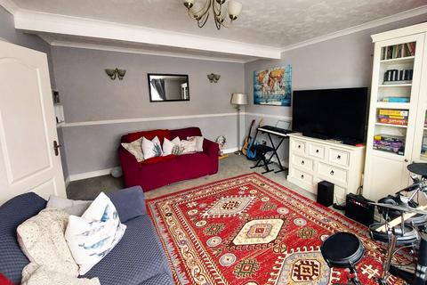 4 bedroom semi-detached house for sale, Worcester Road, Bristol, BS15