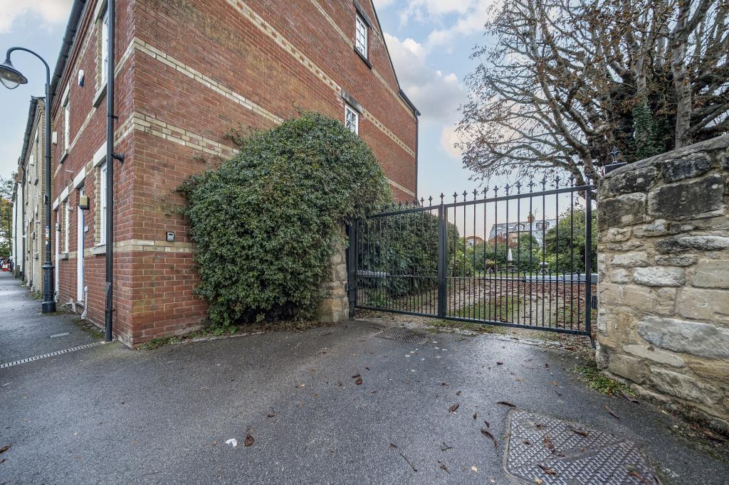 External Grounds