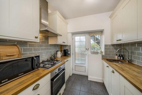 2 bedroom flat for sale, Kew Road, Kew TW9