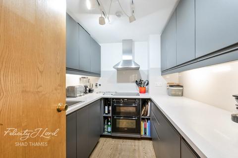 1 bedroom flat for sale, St Georges Wharf, 6 Shad Thames, SE1