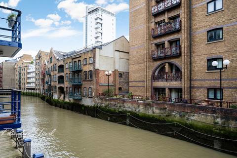 1 bedroom flat for sale, St Georges Wharf, 6 Shad Thames, SE1