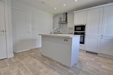 2 bedroom house to rent, Burton Fields, Driffield