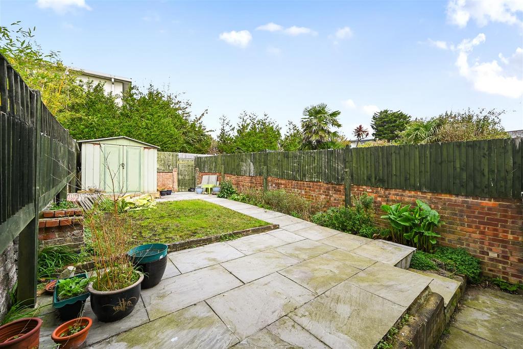Old Shoreham Rd, BN41 (20).jpg
