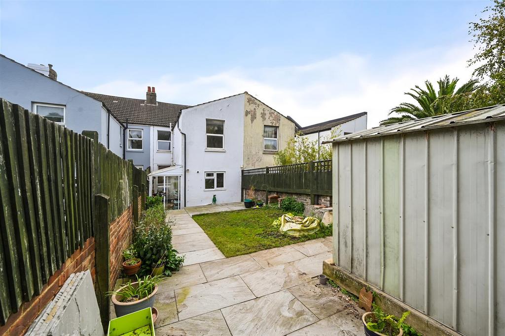 Old Shoreham Rd, BN41 (21).jpg