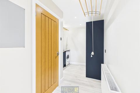 4 bedroom semi-detached house for sale, Common Road, Ingrave, Brentwood, Essex, CM13