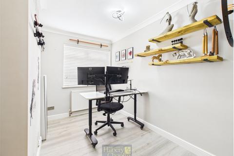 1 Common Road, Ingrave, Brentwood, CM13 3QL