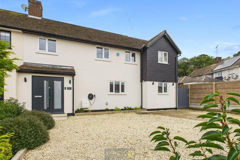 4 bedroom semi-detached house for sale, Common Road, Ingrave, Brentwood, Essex, CM13