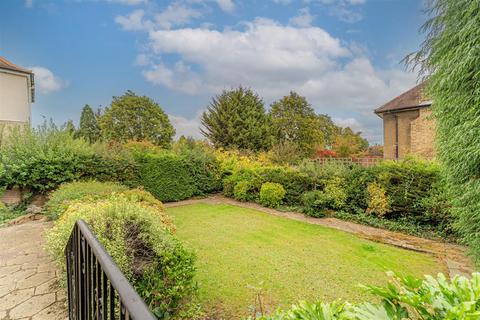 undefined, Myddelton Gardens, Winchmore Hill, N21