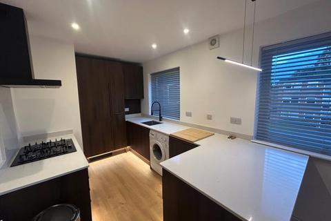 undefined, Rosetrees, Guildford GU1
