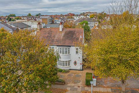 undefined, Cheltenham Drive, Leigh-on-sea, SS9