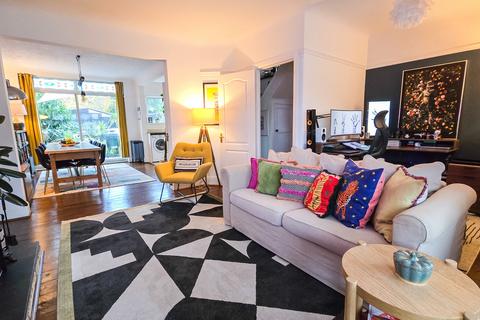 undefined, Cheltenham Drive, Leigh-on-sea, SS9