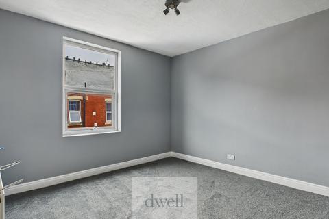 4 bedroom terraced house to rent, Crosby View, Holbeck, Leeds, LS11