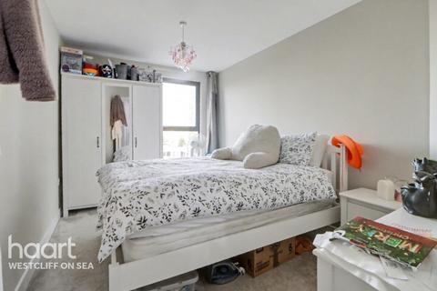 2 bedroom flat for sale, Victoria Avenue, Southend-On-Sea