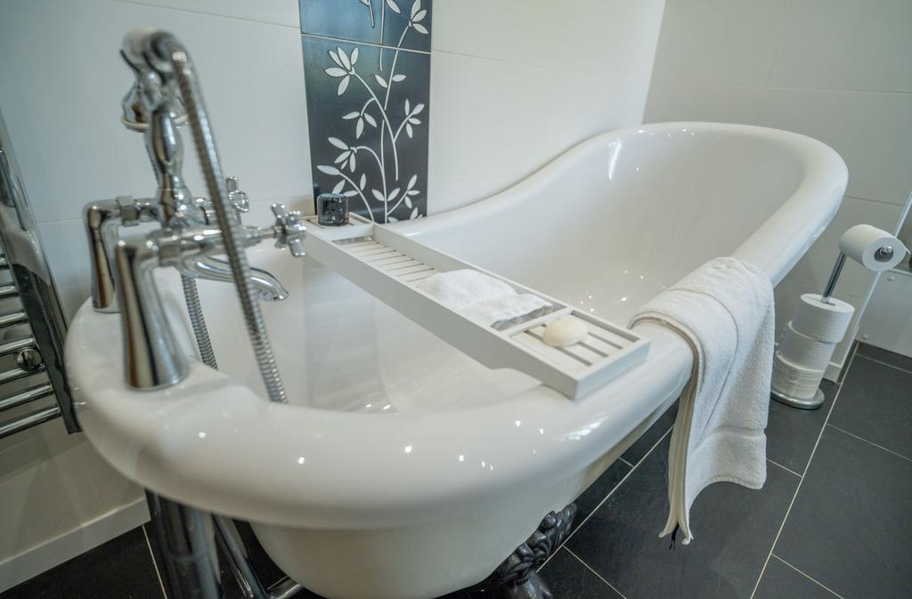 Large Family Bathroom