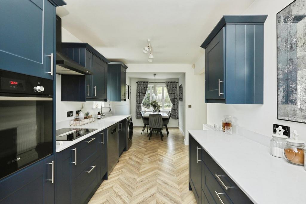 Dining kitchen