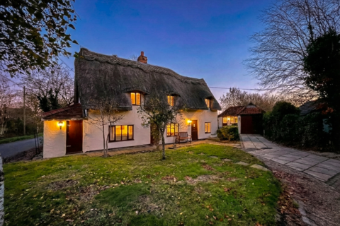 4 bedroom detached house to rent, Keers Green, Dunmow CM6
