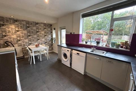 3 bedroom terraced house for sale, 18 Brookside Crescent, Manchester, M24 1RP