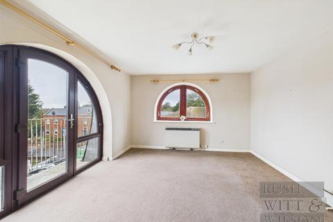 2 bedroom flat for sale, Springfield Road, St. Leonards-On-Sea