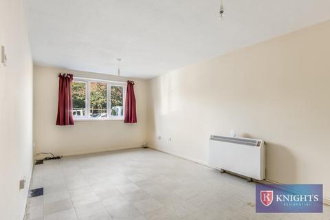2 bedroom flat for sale, Barbot Close, London, N9