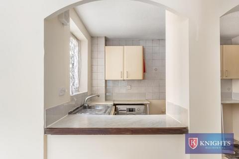 2 bedroom flat for sale, Barbot Close, London, N9