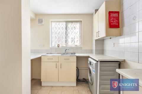 2 bedroom flat for sale, Barbot Close, London, N9