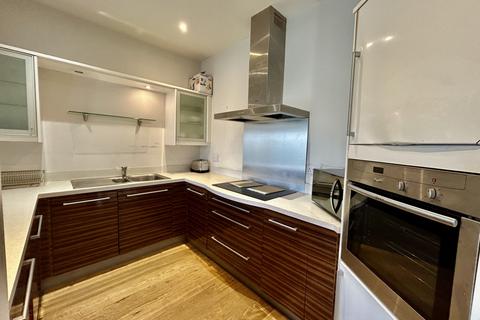 2 bedroom apartment for sale, Worsdell Drive, Gateshead, NE8