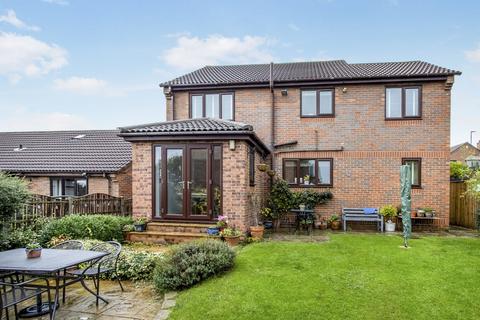 Bankfield Court, Wakefield WF2
