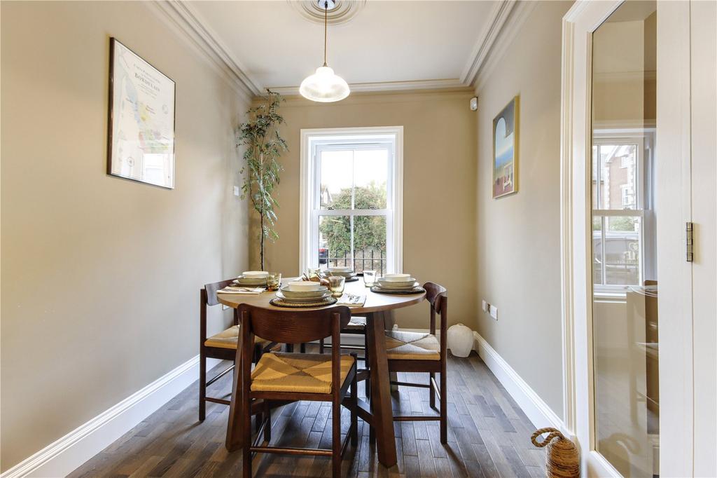 38 Dining